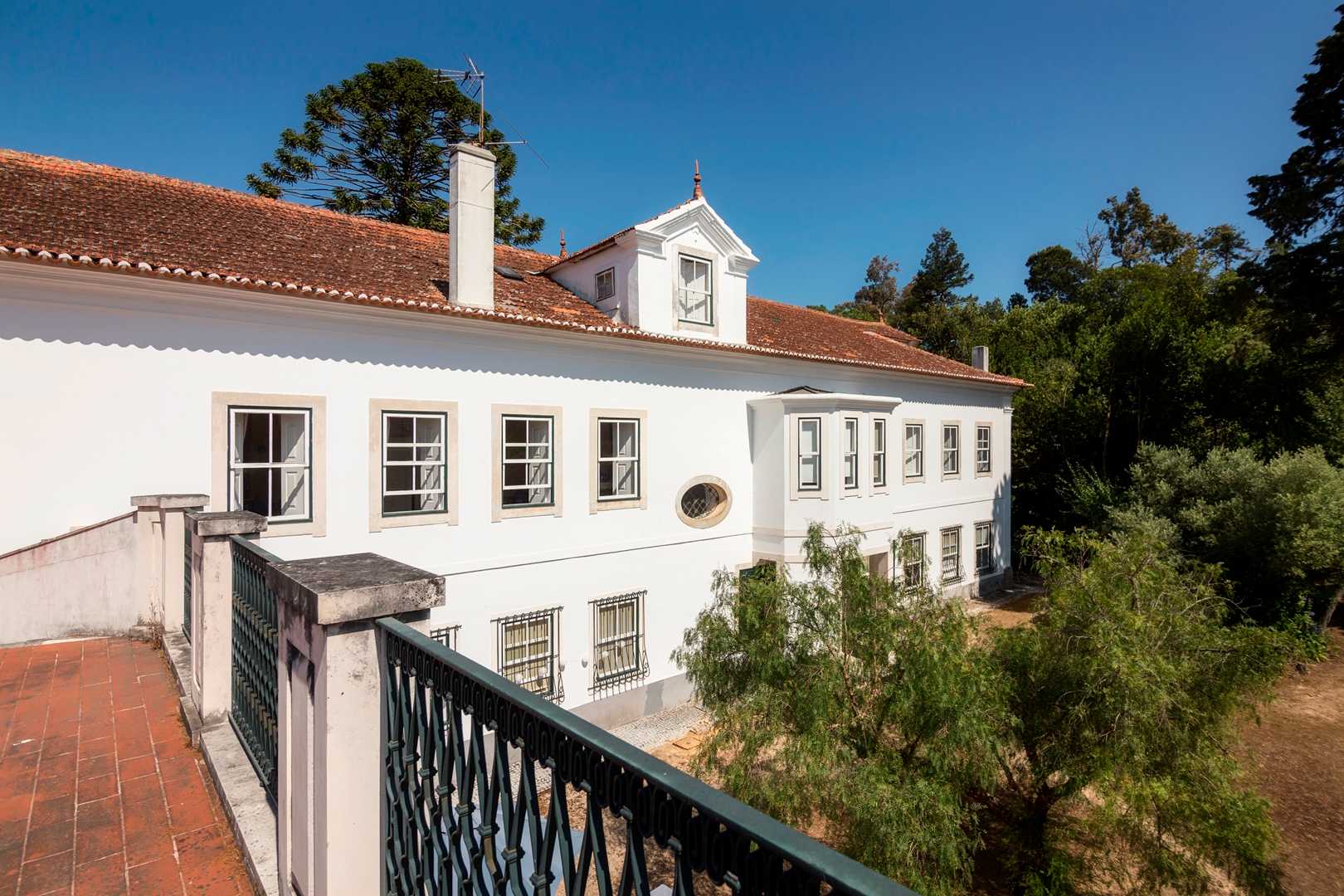 CASA DE MOGOFORES