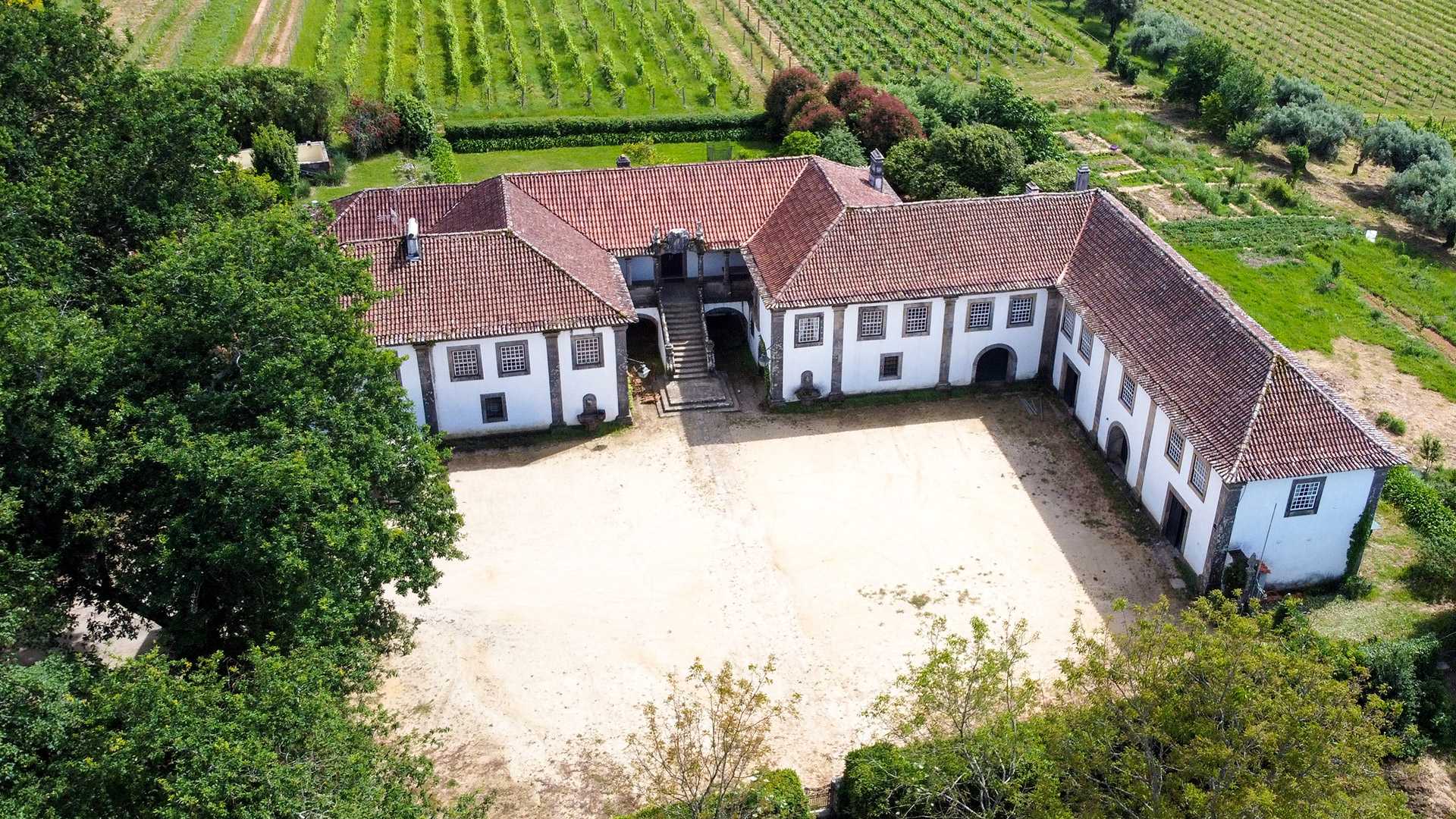PAÇO DE LANHESES