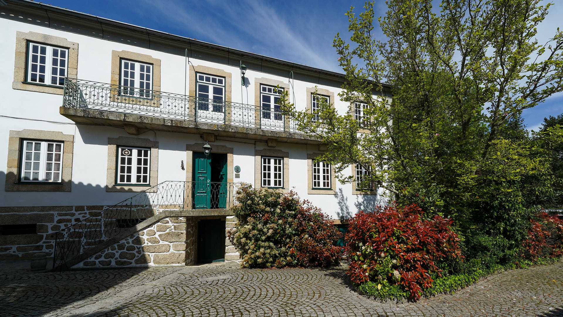CASA DAS TÍLIAS