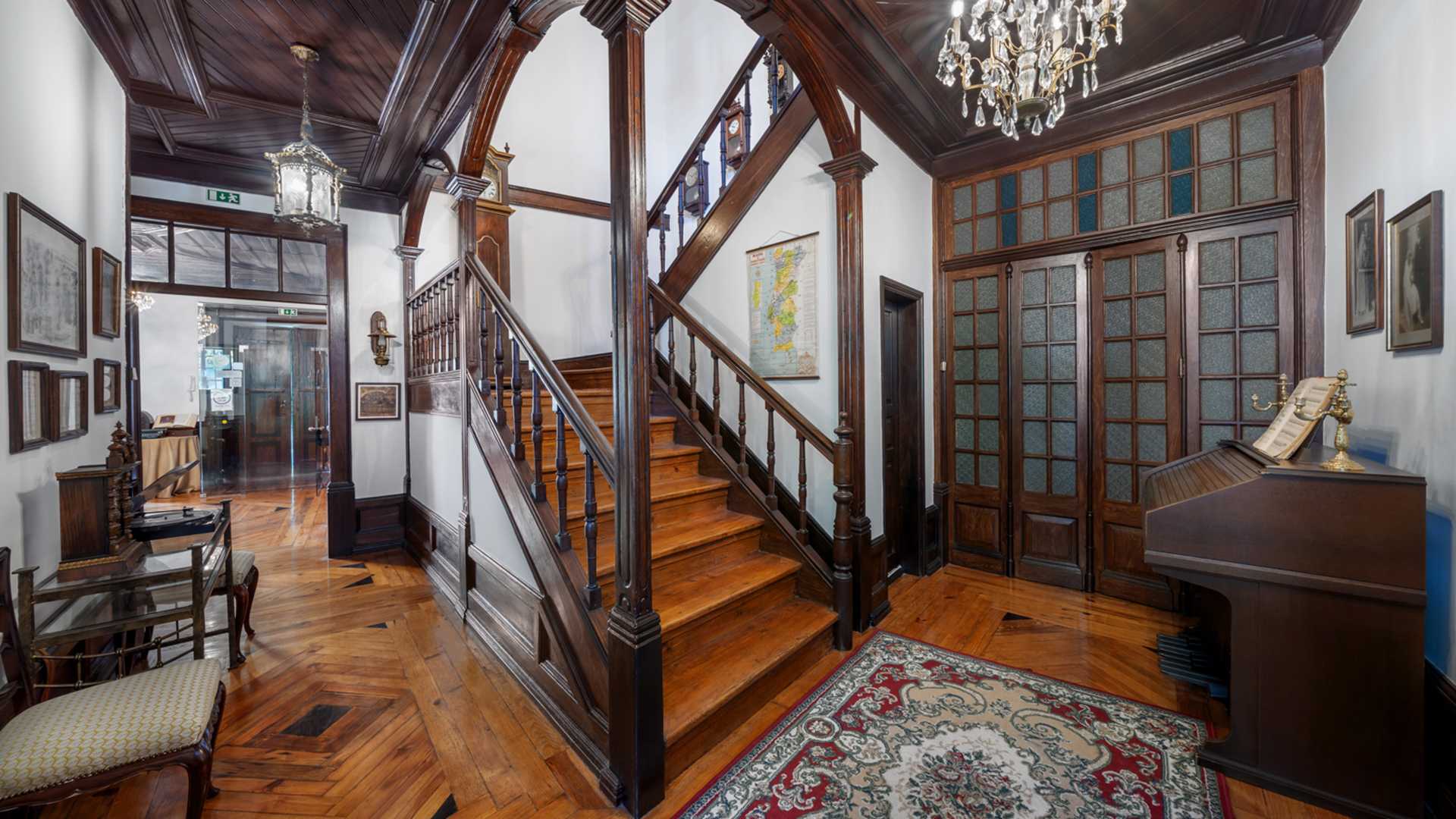 CASA DAS TÍLIAS