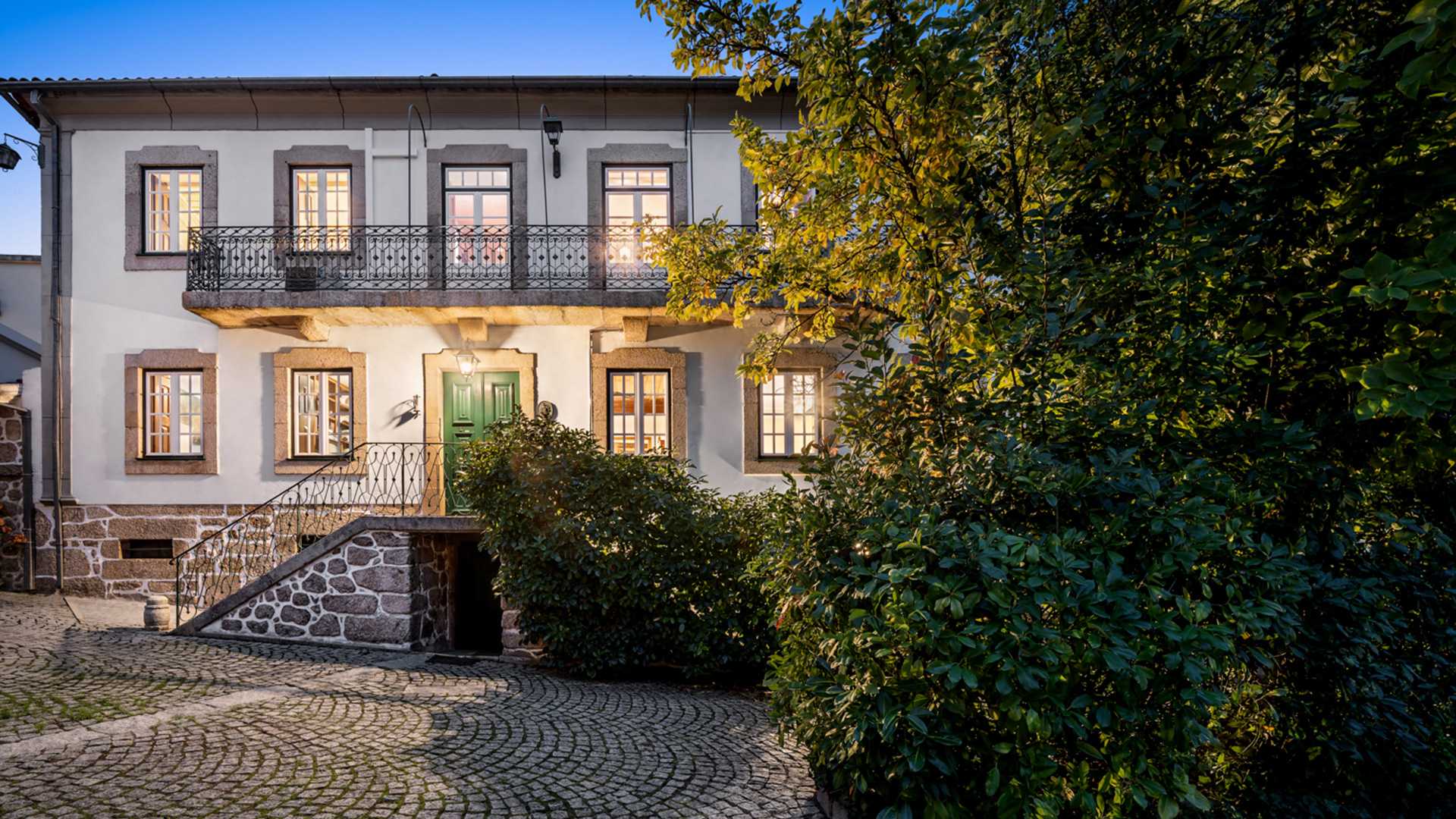 CASA DAS TÍLIAS