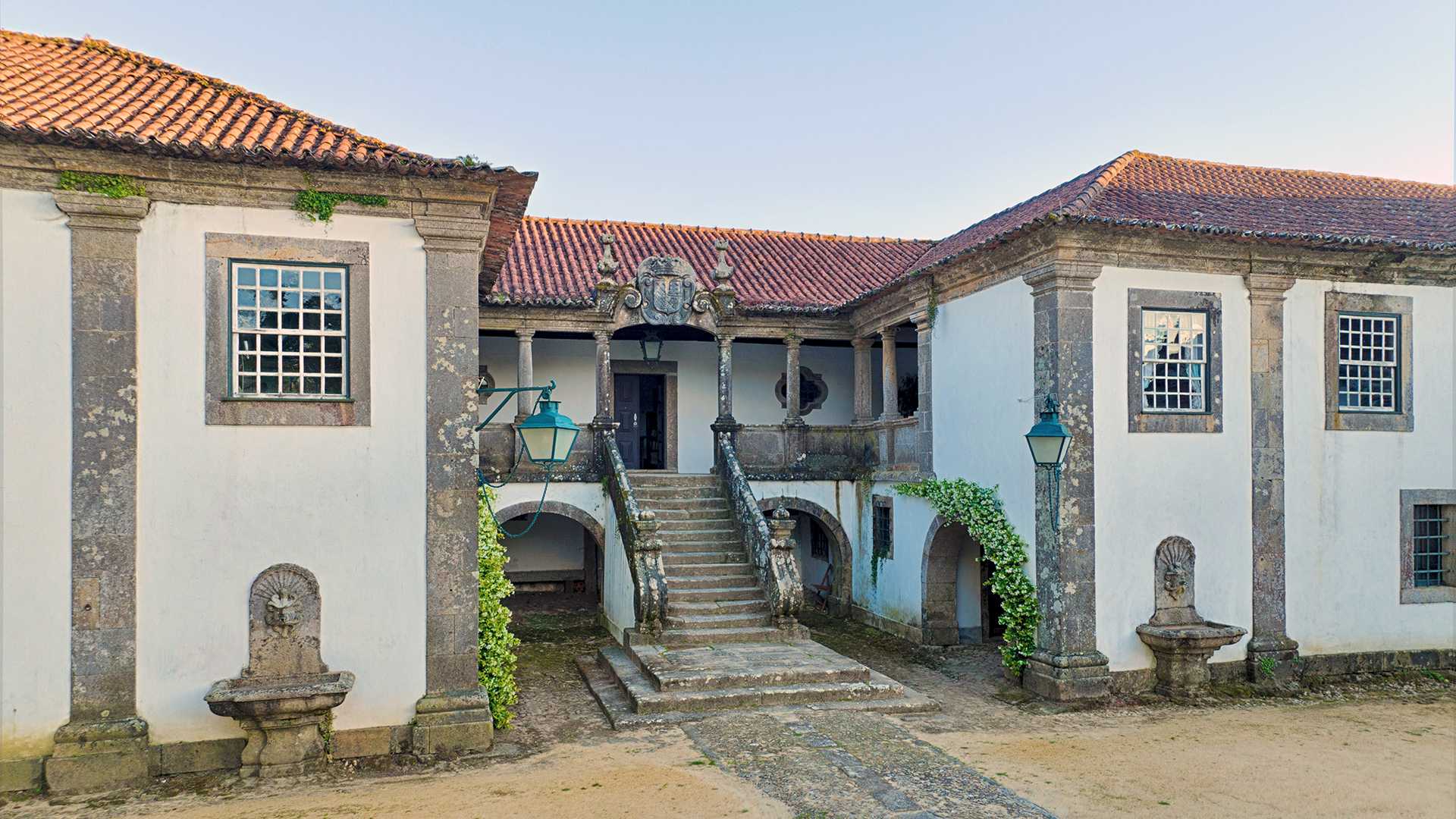 PAÇO DE LANHESES